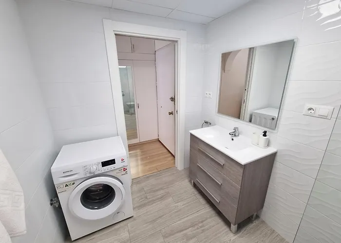 Pyr And Pool I Фуенхірола