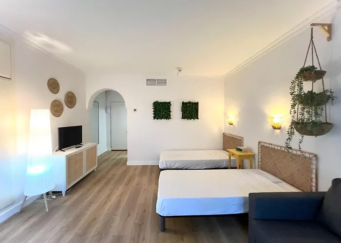 Apartment Pyr And Pool I